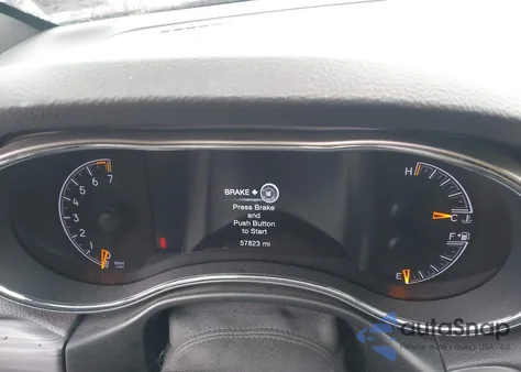 2021 Jeep Grand Cherokee Limited 4X4 z USA, uszkodzony, nr VIN 1C4RJFBG1MC589579